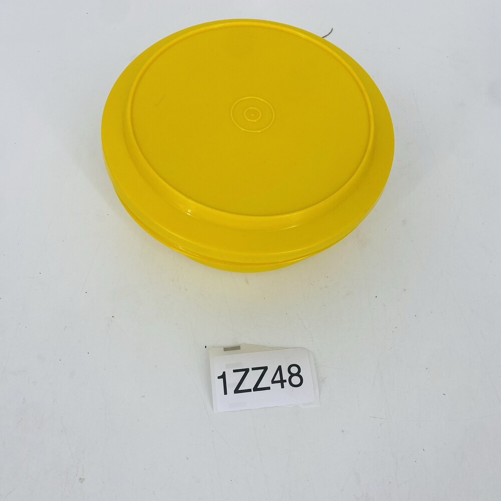 Vintage Tupperware 1207-16 Yellow Canister Container 7" USA Kitchen Storage - Picture 2 of 6